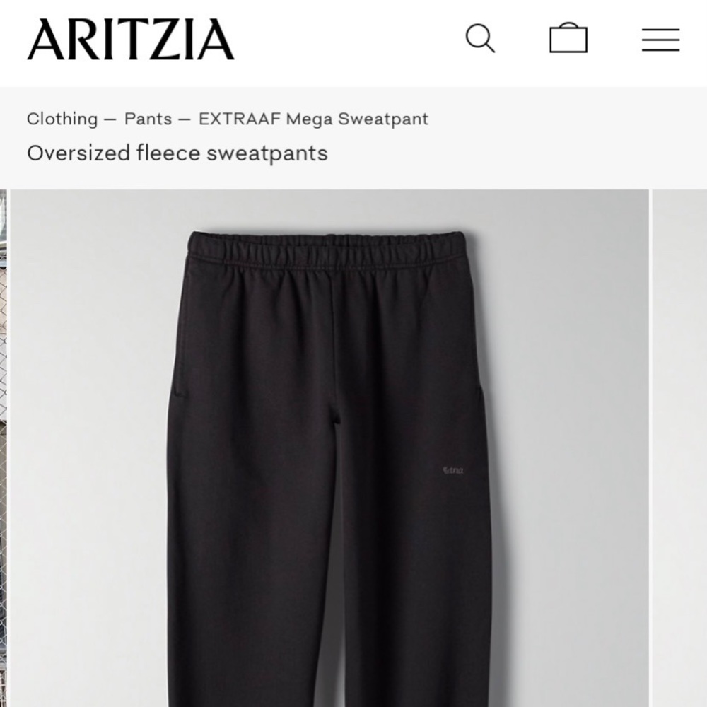 NWT Aritiza oversized black fleece sweatpants